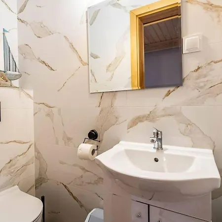 Σπίτι διακοπών Adek 2