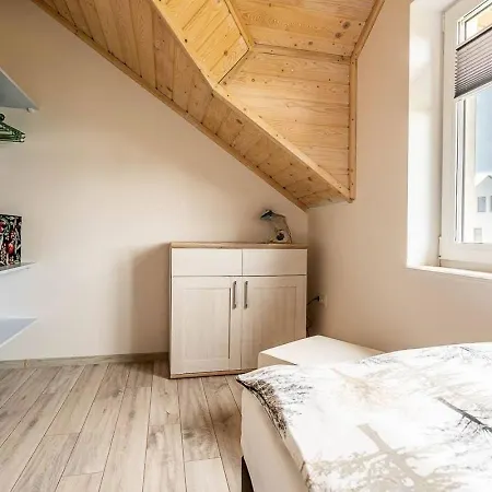 Adek 2 * Wladyslawowo